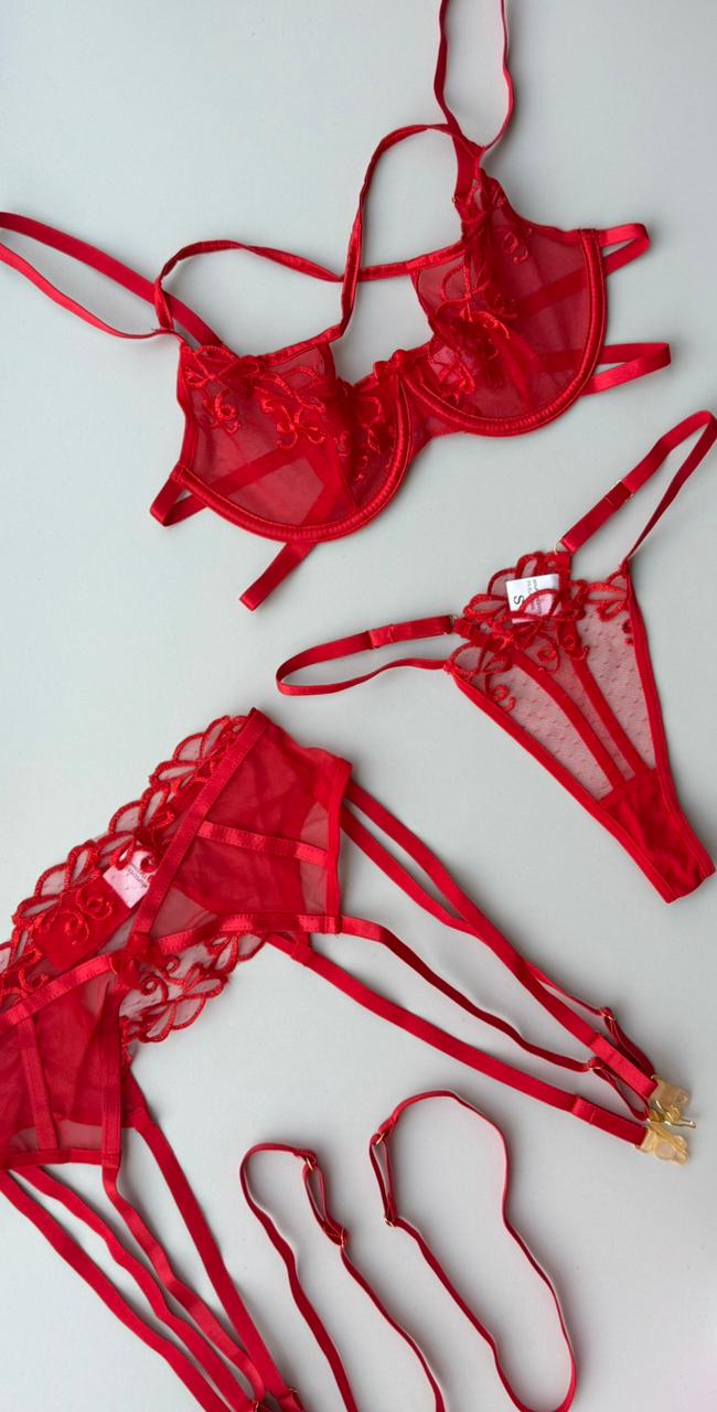 SLAY LINGERIE SET