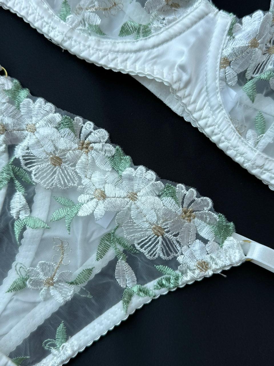 HUNNY LINGERIE SET